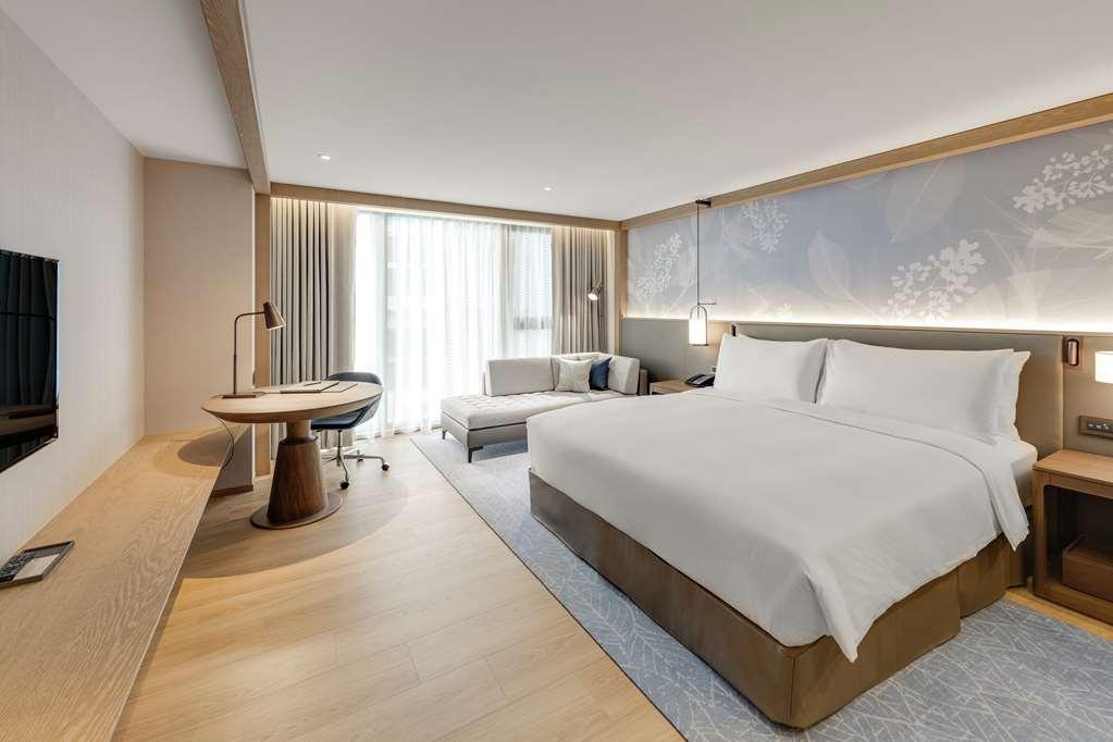 Doubletree By Hilton Taipei Zhongshan Номер фото