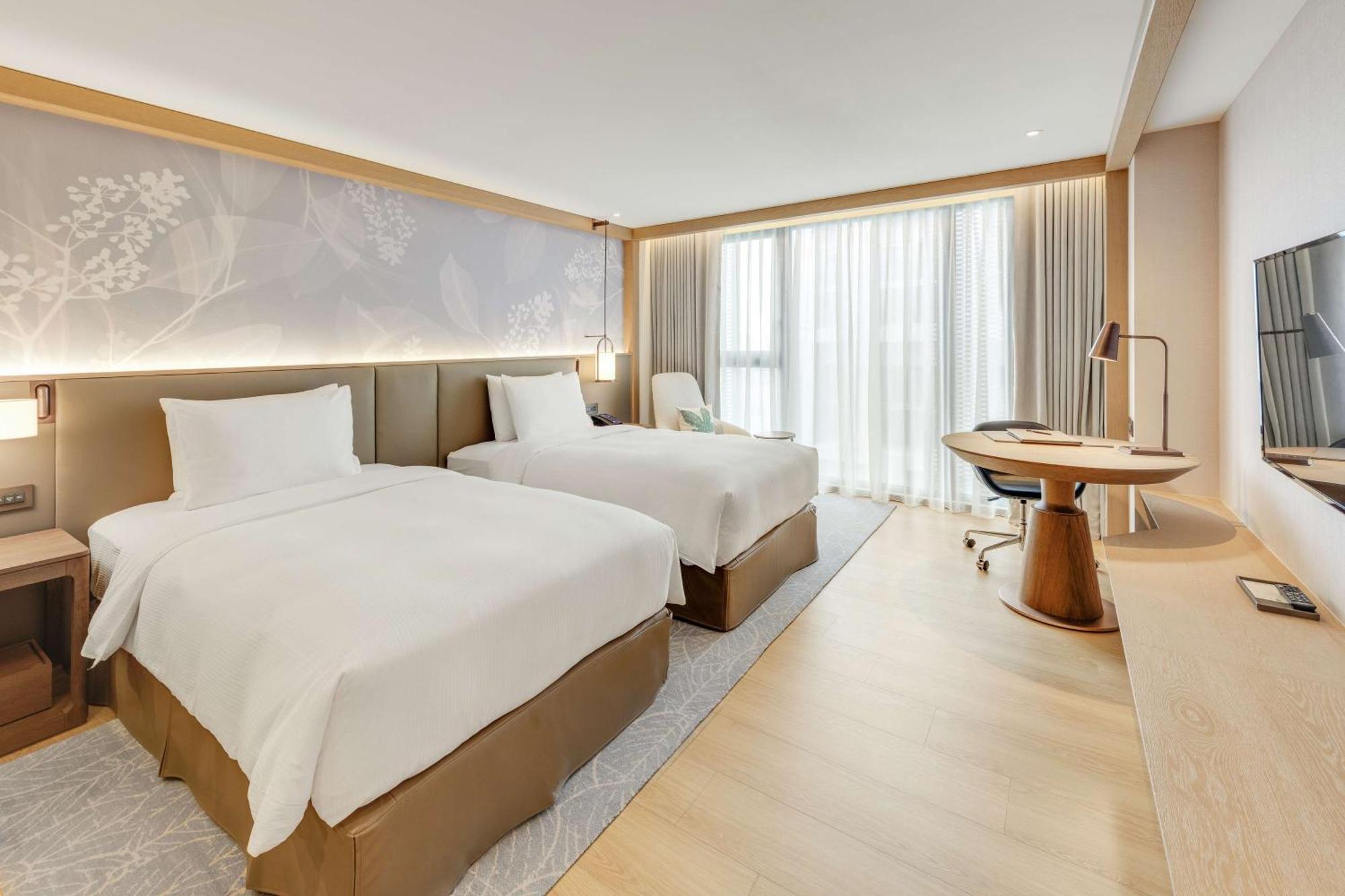 Doubletree By Hilton Taipei Zhongshan Екстер'єр фото